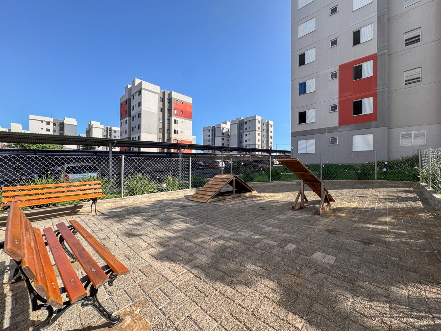 Apartamento para locação no bairro Maria Celina de Londrina - Foto 15