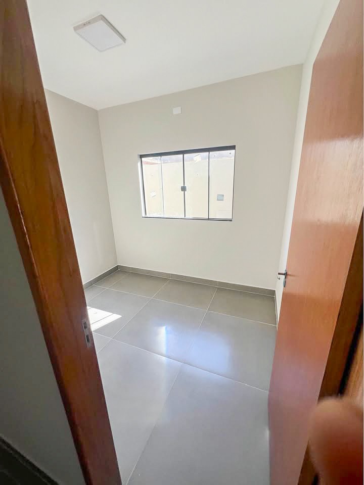 Casa Residencial para venda no bairro Parque Leblon de Londrina - Foto 6