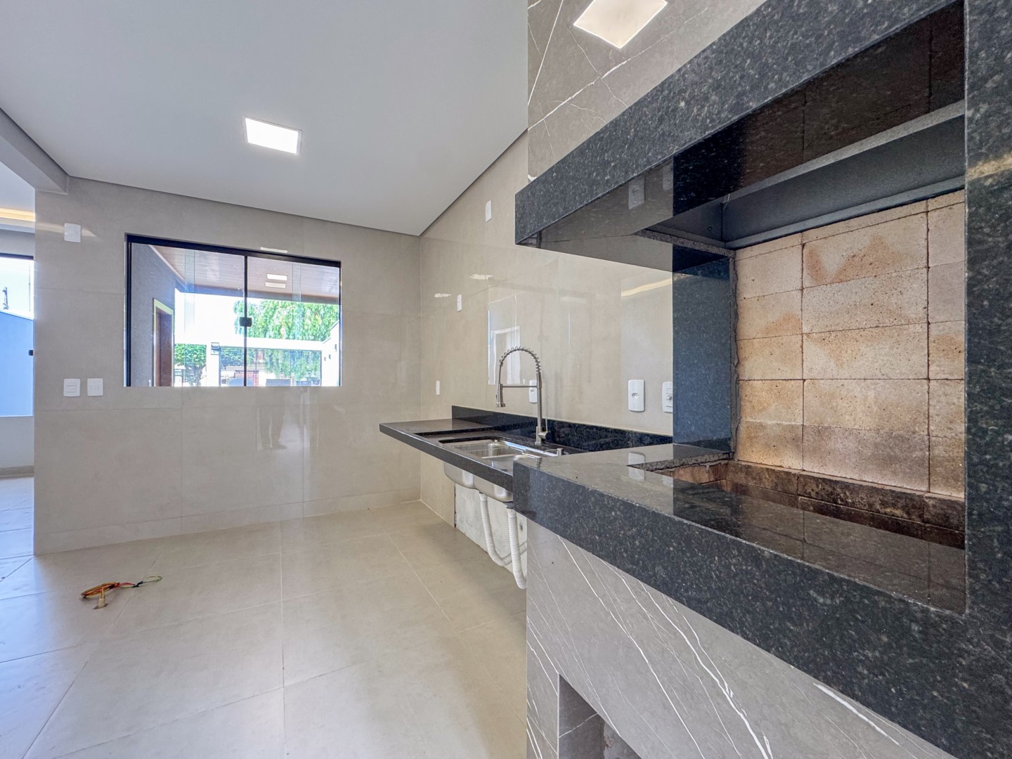 Casa Residencial para venda no bairro Alpes de Londrina - Foto 8