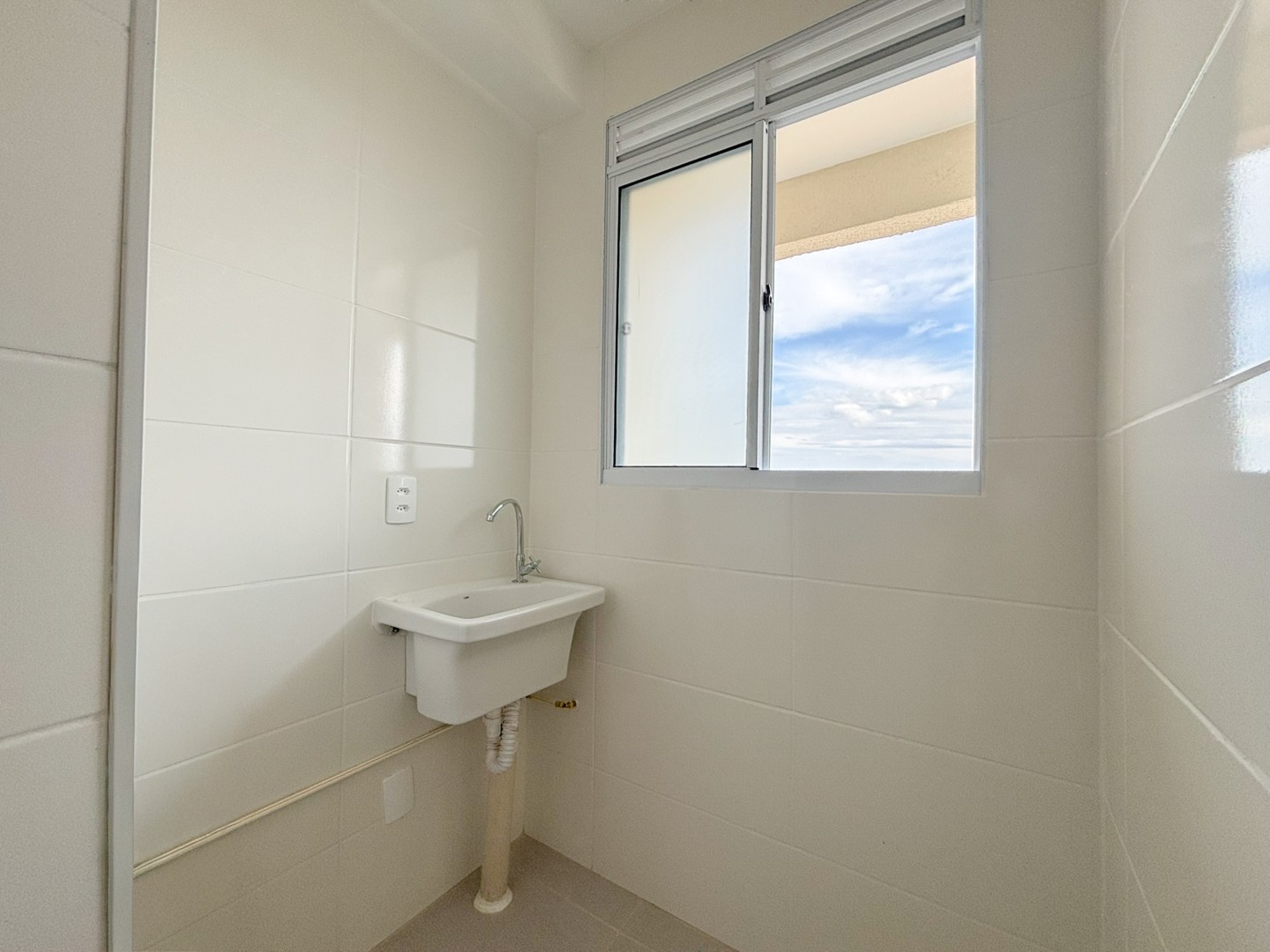 Apartamento para locação no bairro Parque Jamaica de Londrina - Foto 13
