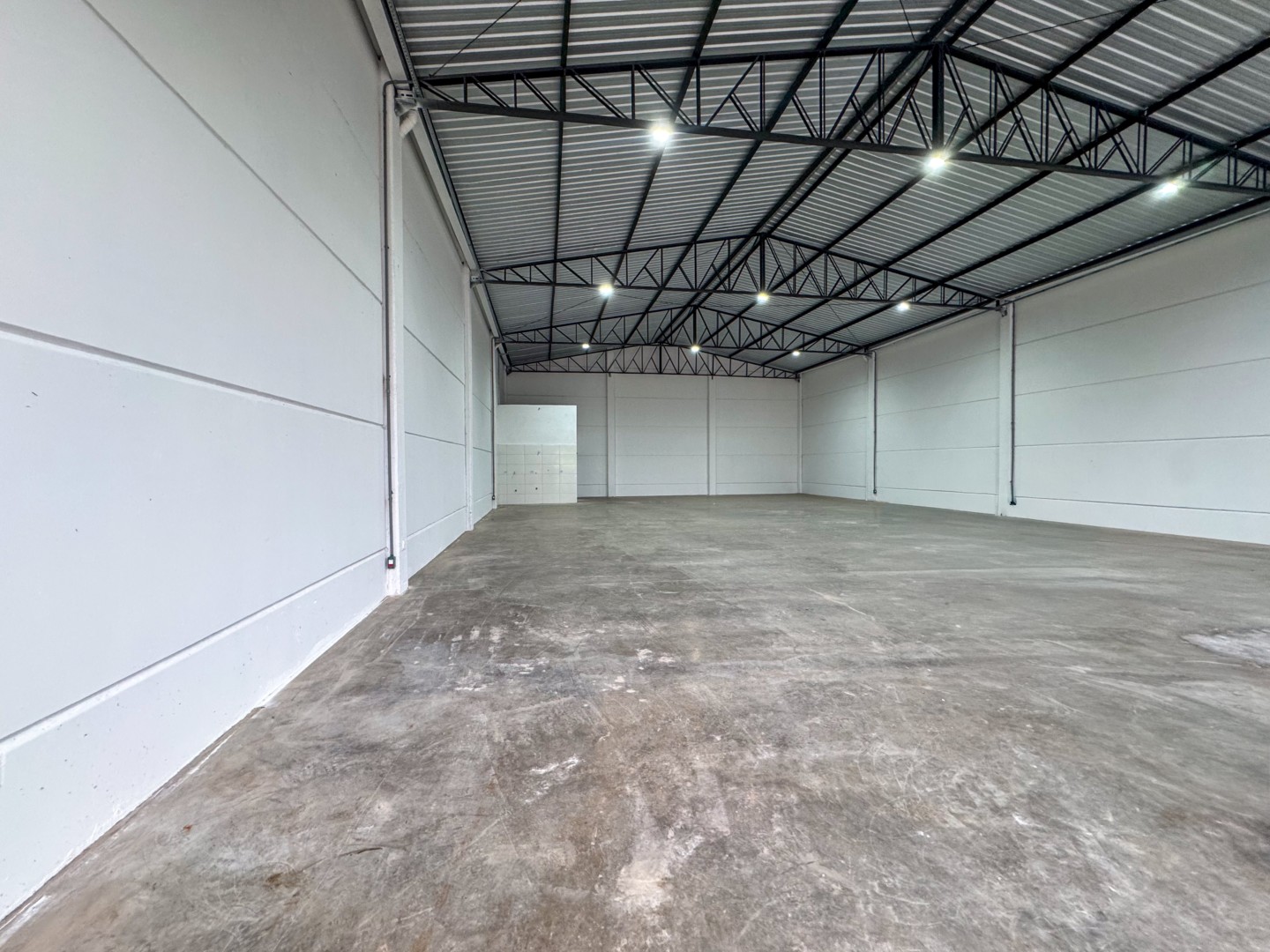 Barracão/Galpão para alugar em Antares, Londrina — Portal Chave Fácil
