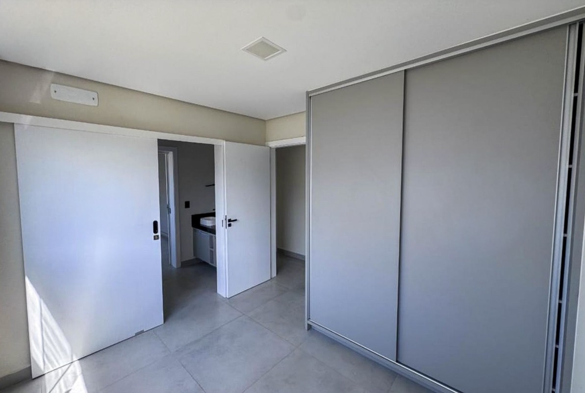 Casa Residencial para venda no bairro Parque Taua de Londrina - Foto 7