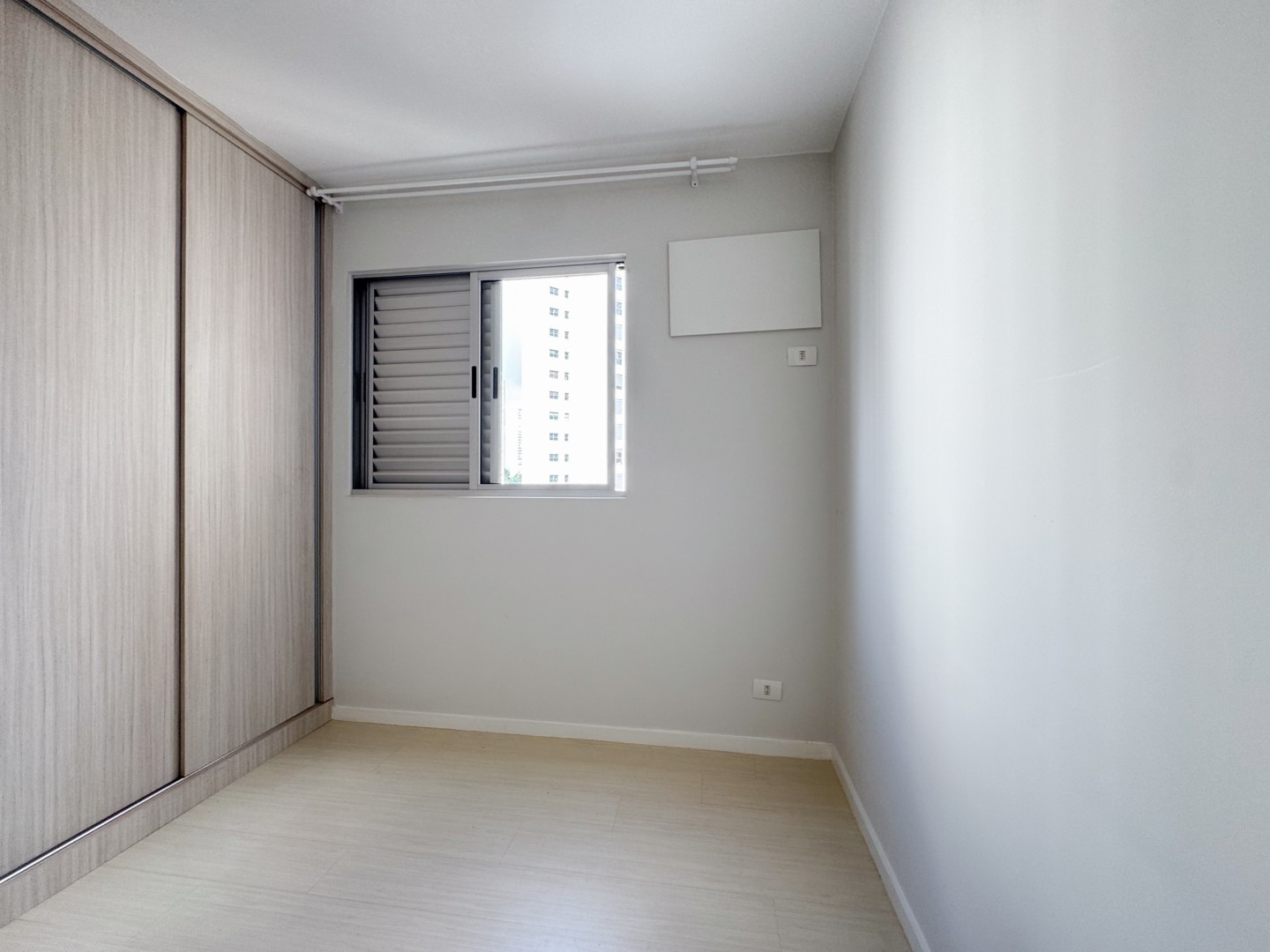 Apartamento para locação no bairro Gleba Fazenda Palhano de Londrina - Foto 25