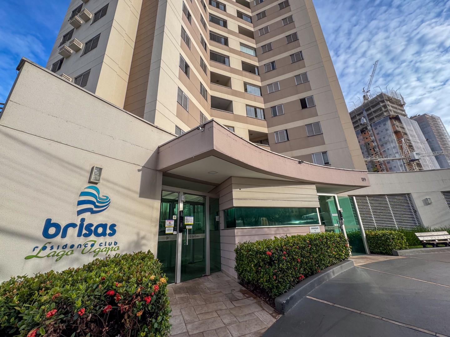 Apartamento para alugar em Gleba Fazenda Palhano, Londrina — Portal Chave Fácil
