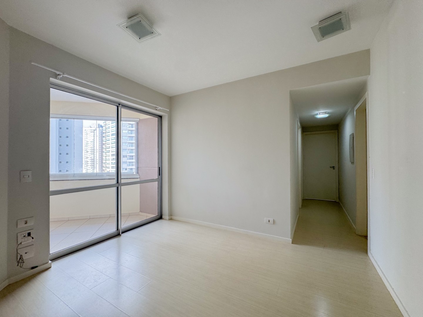 Apartamento para alugar em Gleba Fazenda Palhano, Londrina — Portal Chave Fácil