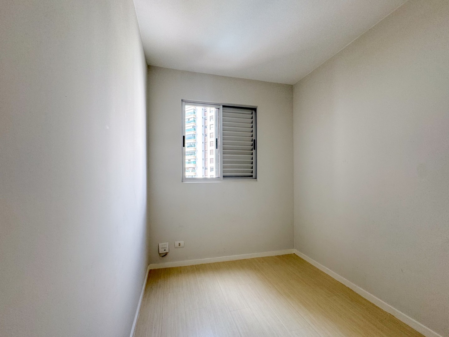 Apartamento para locação no bairro Gleba Fazenda Palhano de Londrina - Foto 19