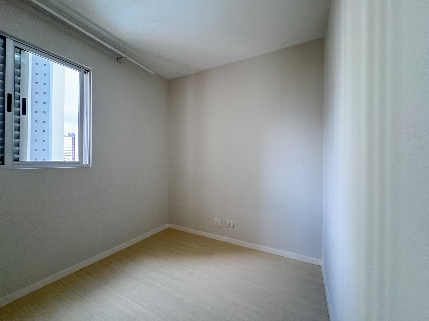 Apartamento para locação no bairro Gleba Fazenda Palhano de Londrina - Foto 22