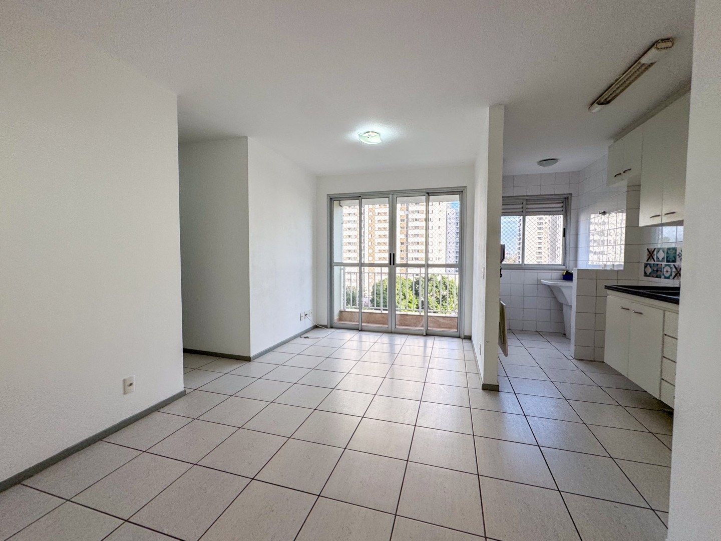 Apartamento para alugar em Aurora, Londrina — Portal Chave Fácil