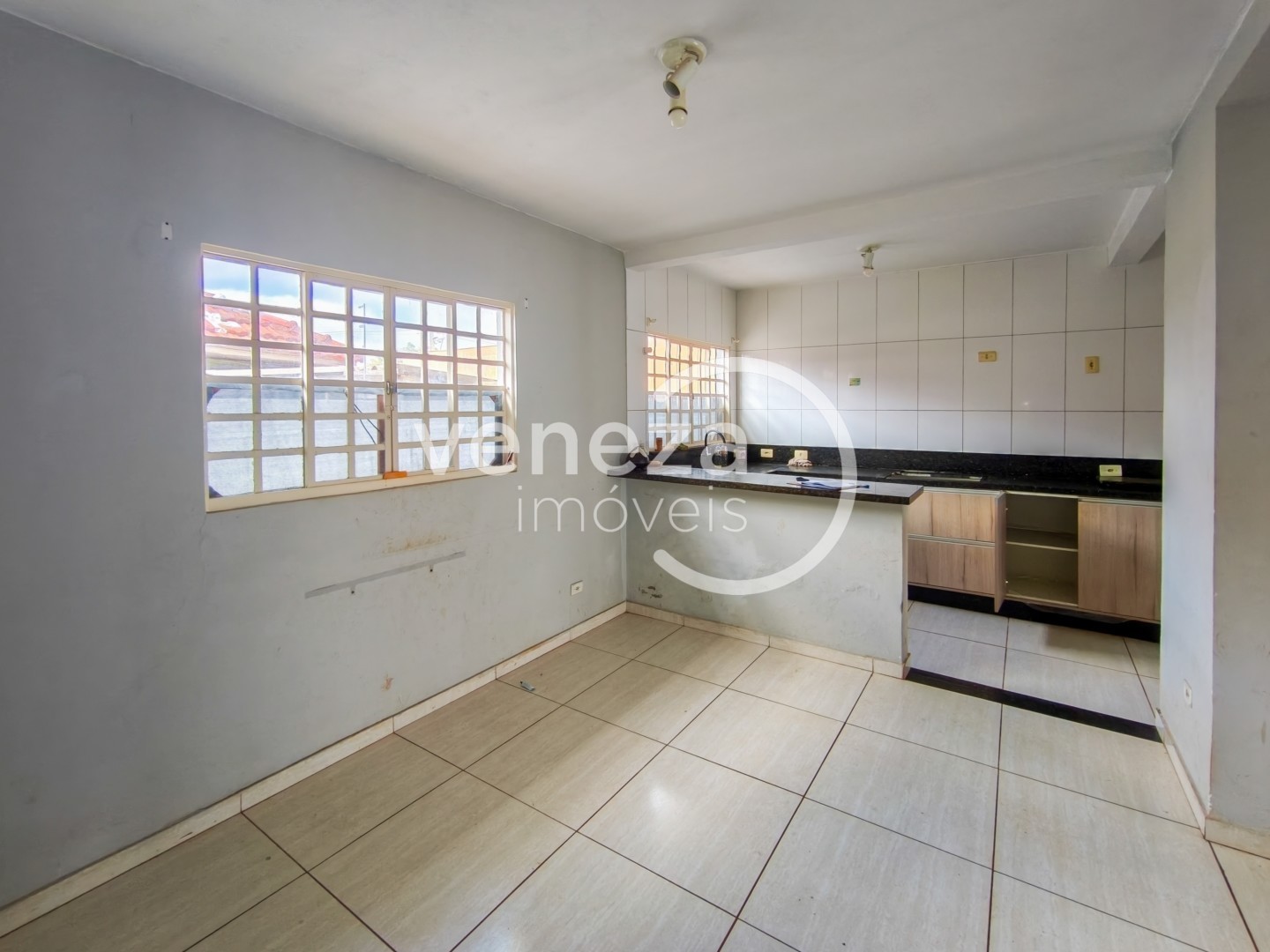 Casa Residencial para locacao no Cambara em Londrina com 150m² por R$ 1.750