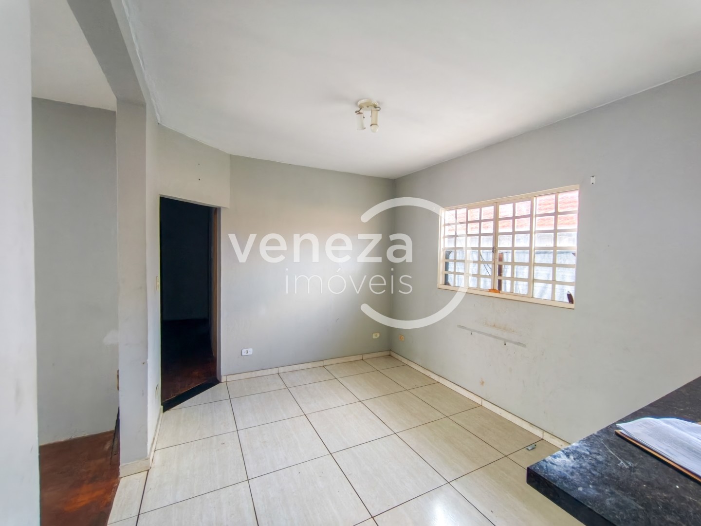 Casa Residencial para locacao no Cambara em Londrina com 150m² por R$ 1.750