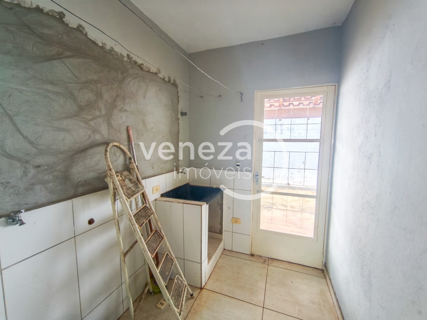 Casa Residencial para locação no bairro Cambara de Londrina - Foto 13