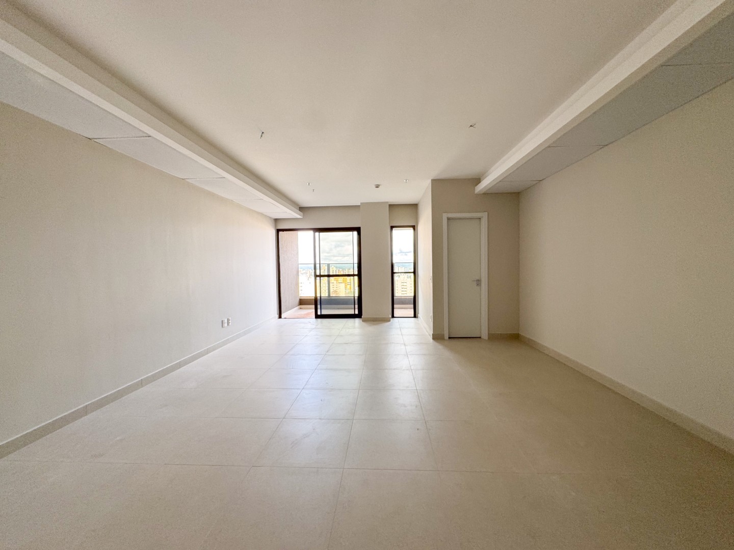 Sala/Conjunto Comercial para alugar em Centro, Londrina — Portal Chave Fácil