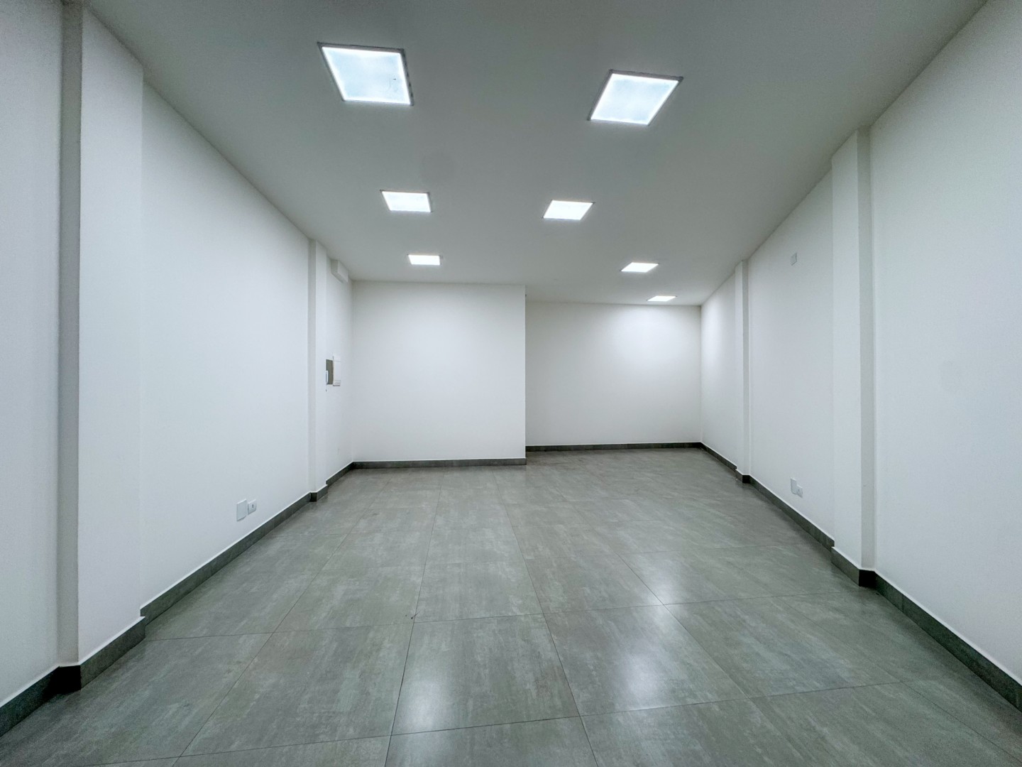 Sala para locação no bairro Centro de Londrina - Foto 9
