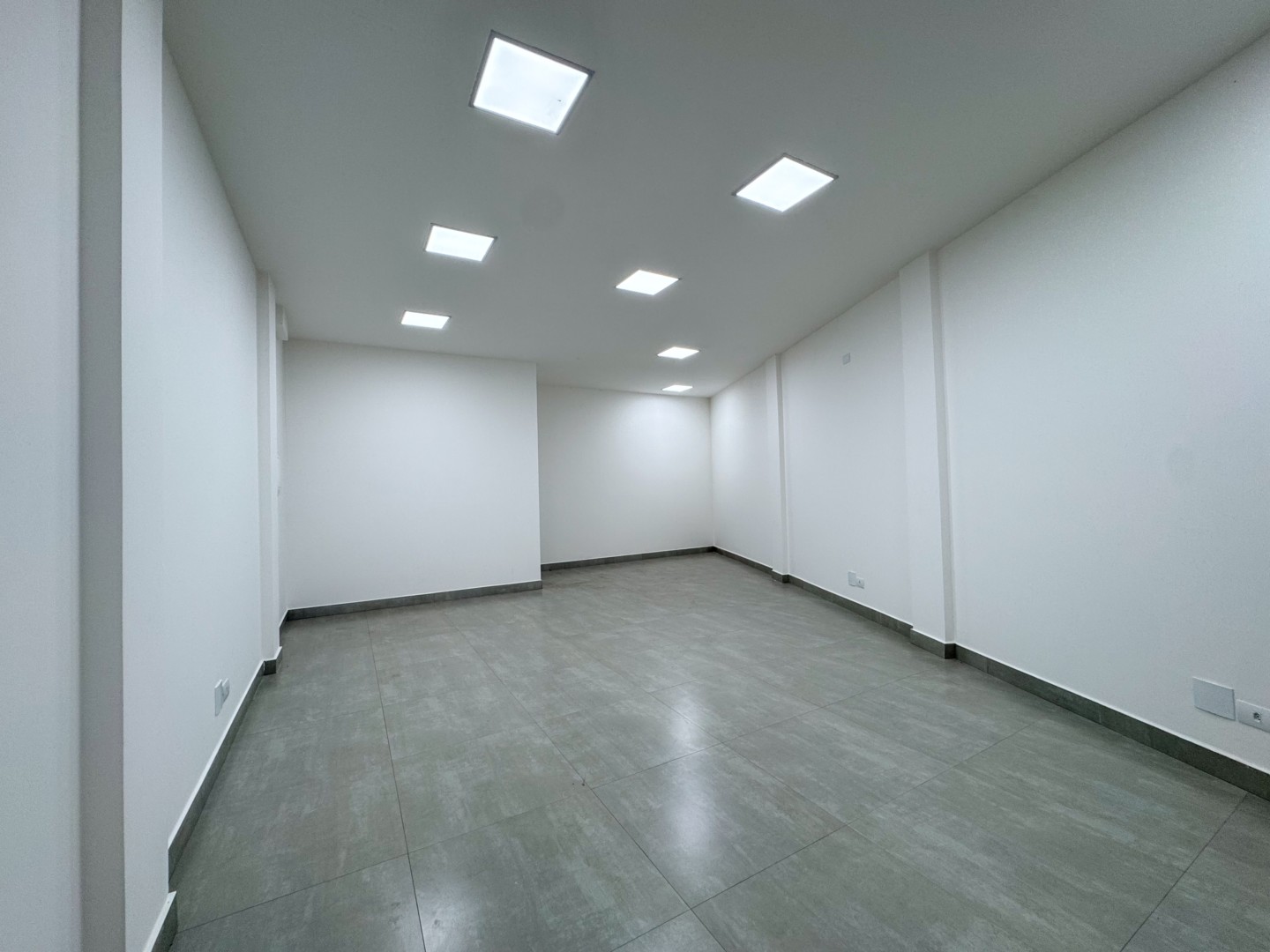 Sala para locação no bairro Centro de Londrina - Foto 10