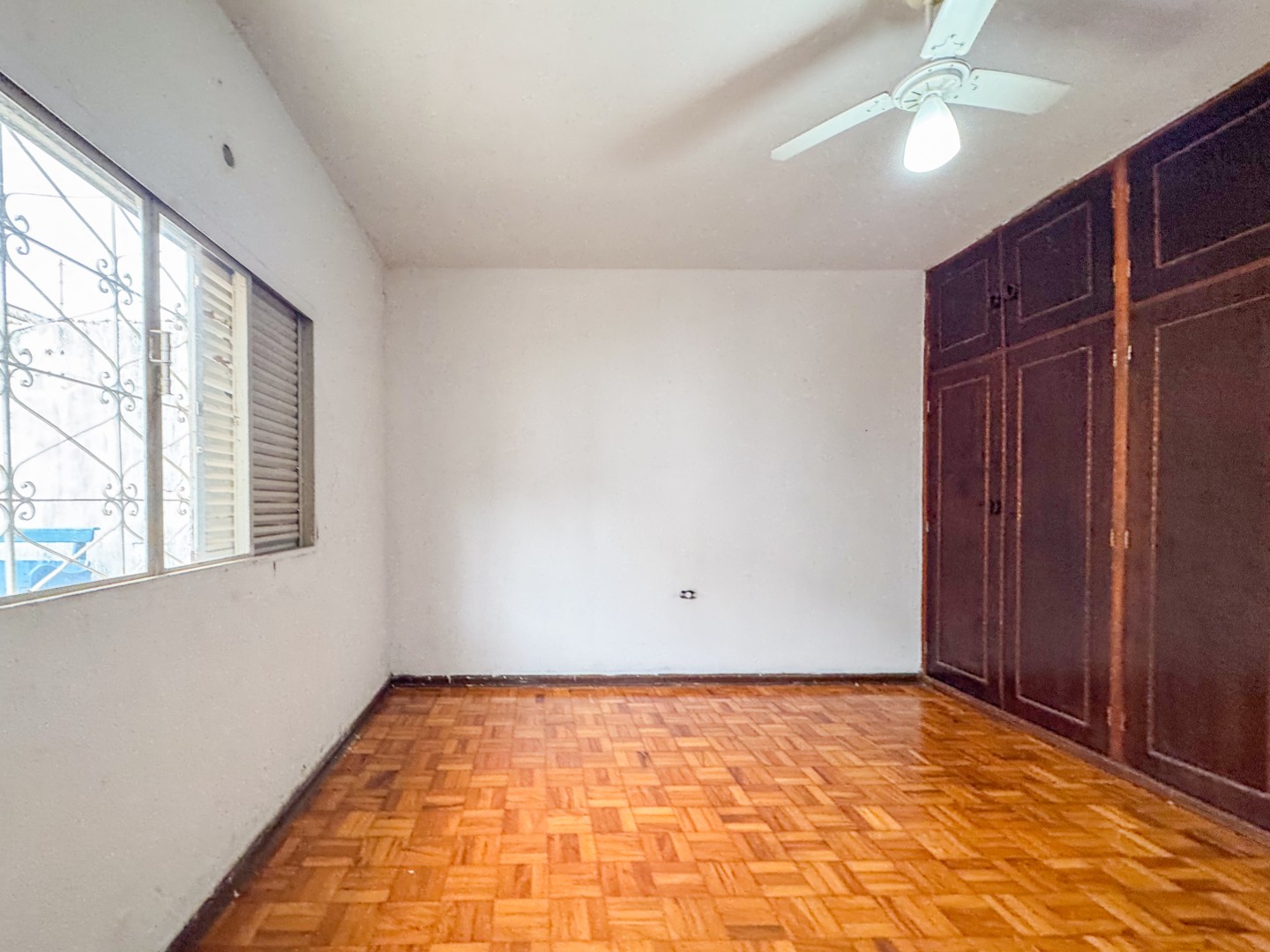 Casa Residencial para venda no bairro Jardim Santo Antonio de Londrina - Foto 16