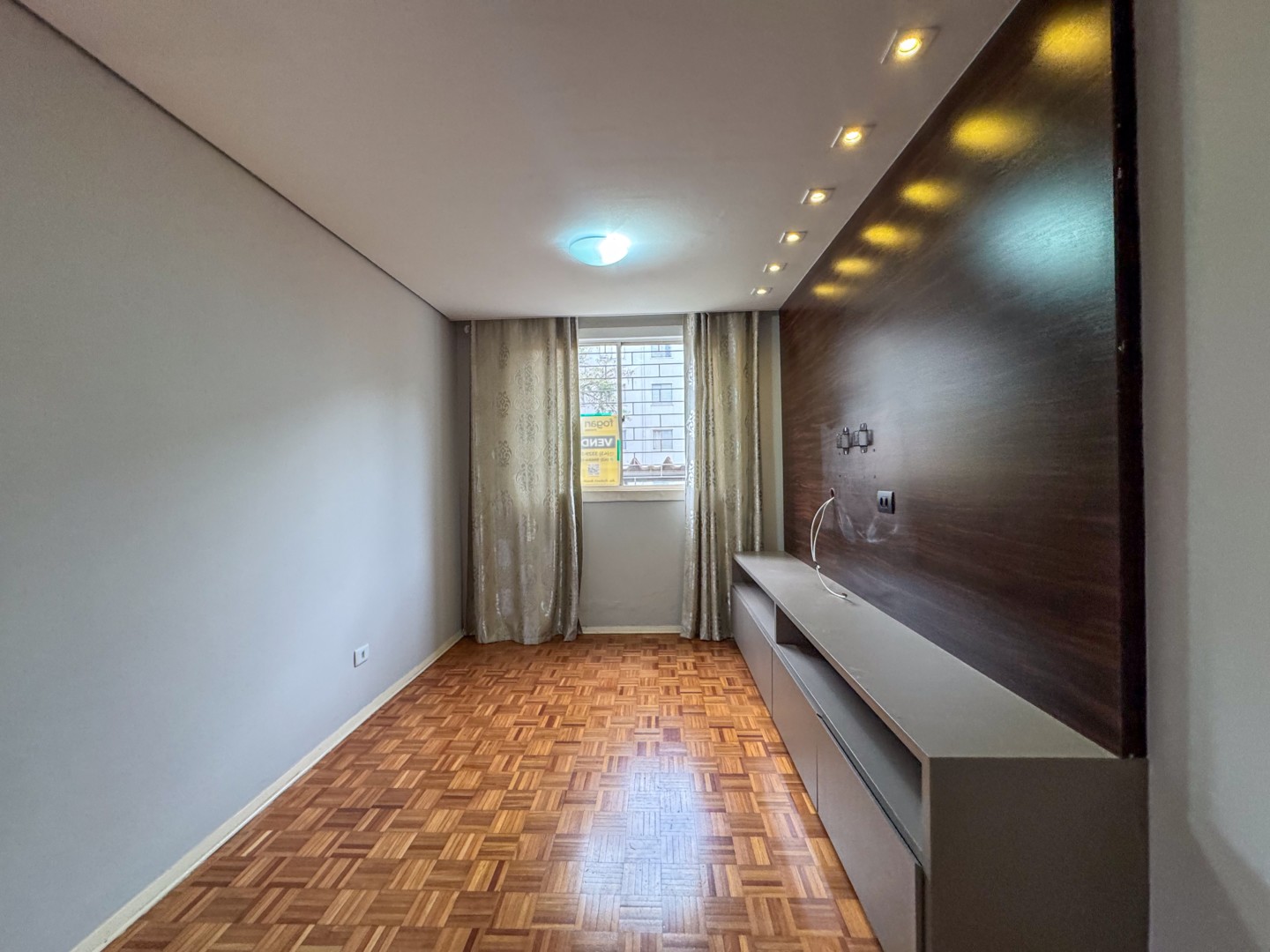Apartamento à venda em Vitoria Regia, Londrina — Portal Chave Fácil