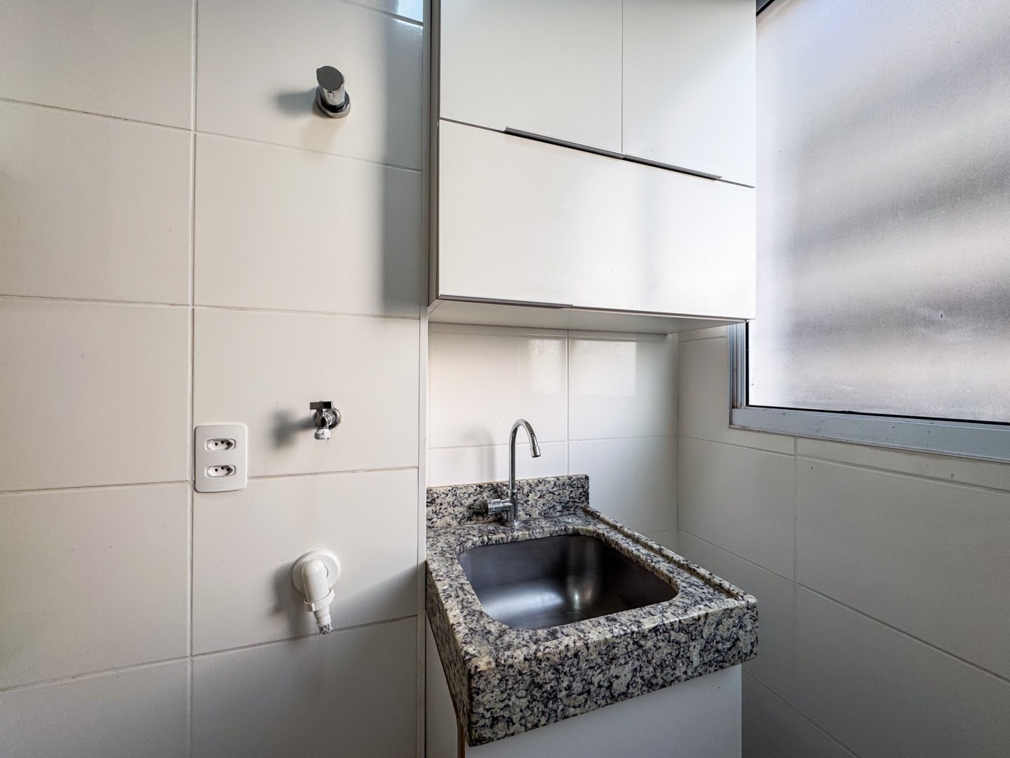 Apartamento para locação no bairro Gleba Fazenda Palhano de Londrina - Foto 12