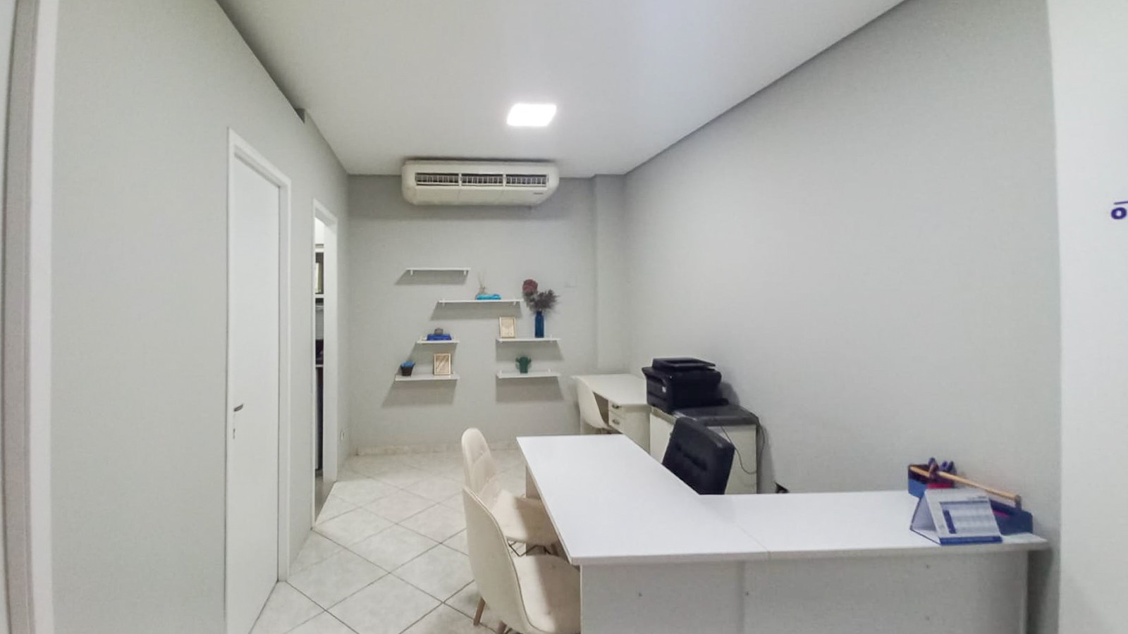 Sala para venda no bairro Centro de Londrina - Foto 9