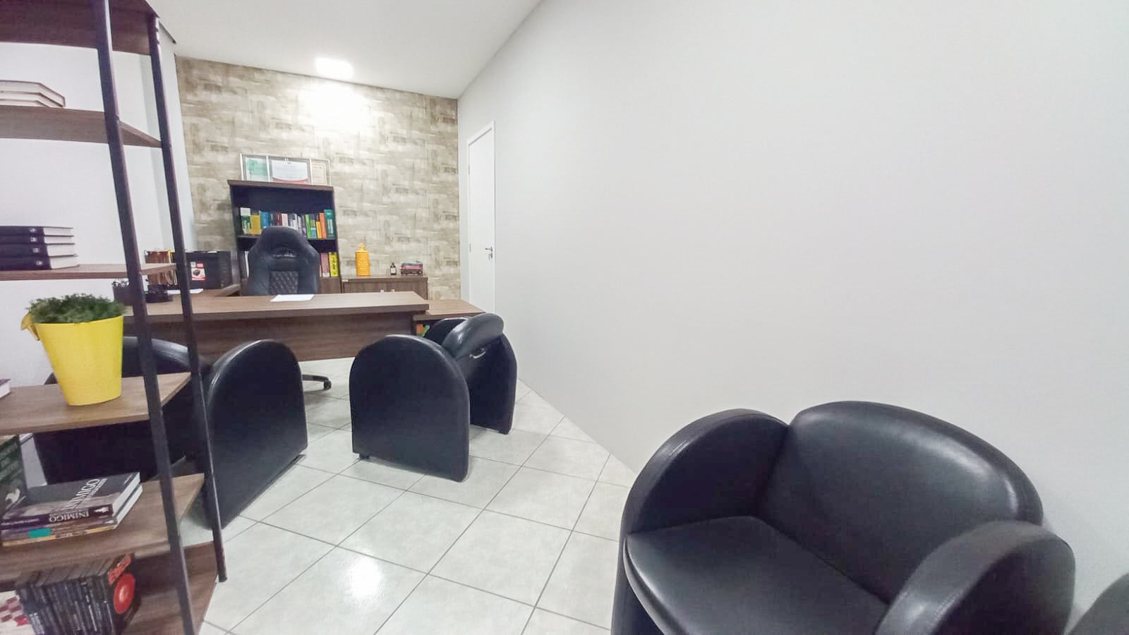 Sala para venda no bairro Centro de Londrina - Foto 6