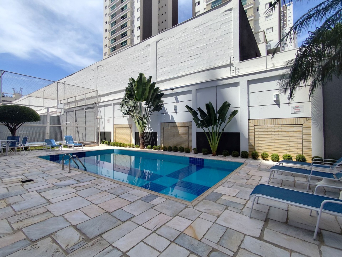Apartamento para venda no bairro Gleba Fazenda Palhano de Londrina - Foto 17