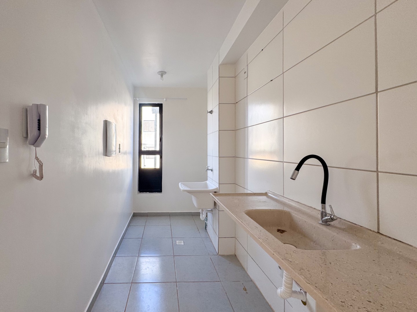 Apartamento para locação no bairro Maria Celina de Londrina - Foto 10