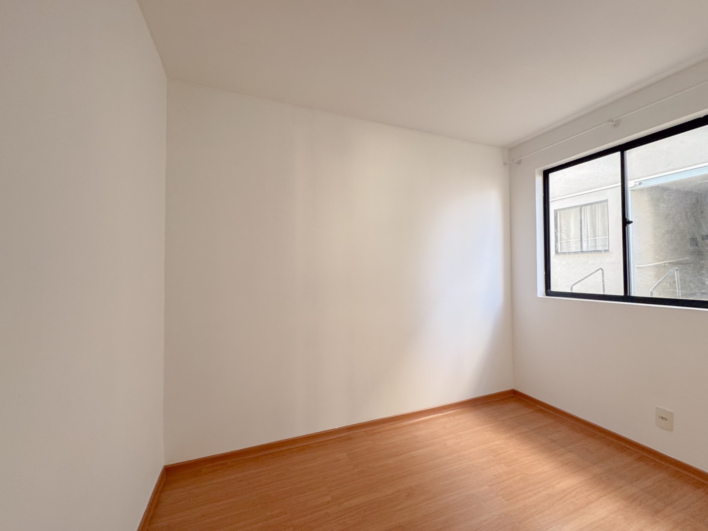 Apartamento para locação no bairro Maria Celina de Londrina - Foto 14
