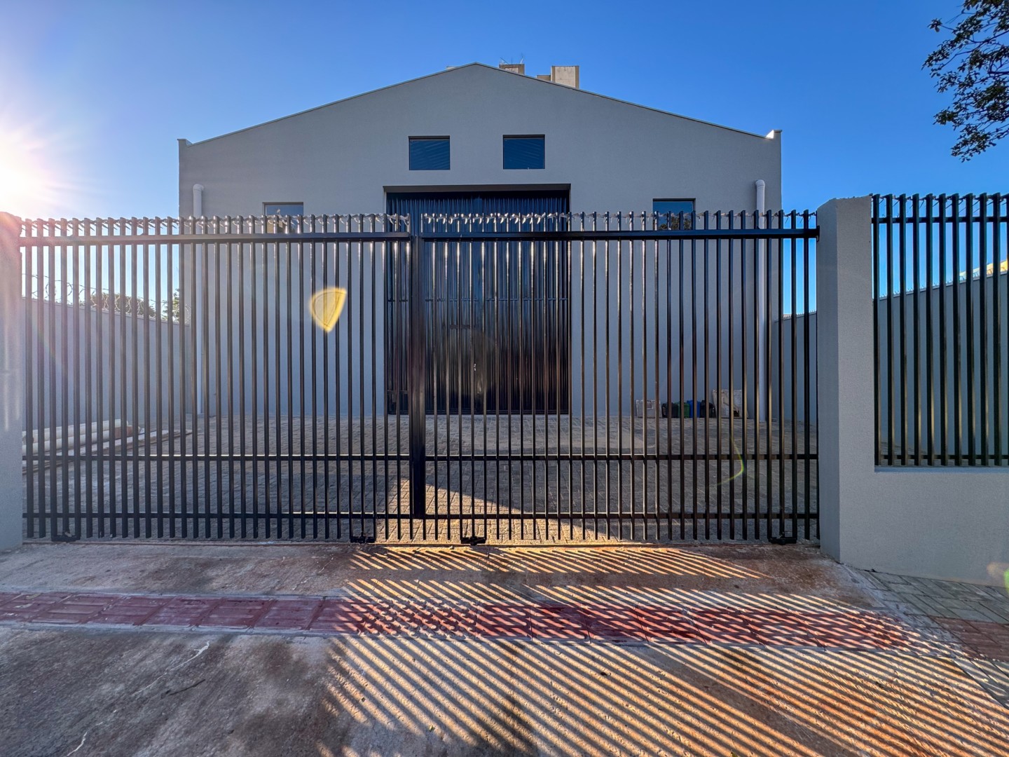 Barracão/Galpão para alugar em Portuguesa, Londrina — Portal Chave Fácil