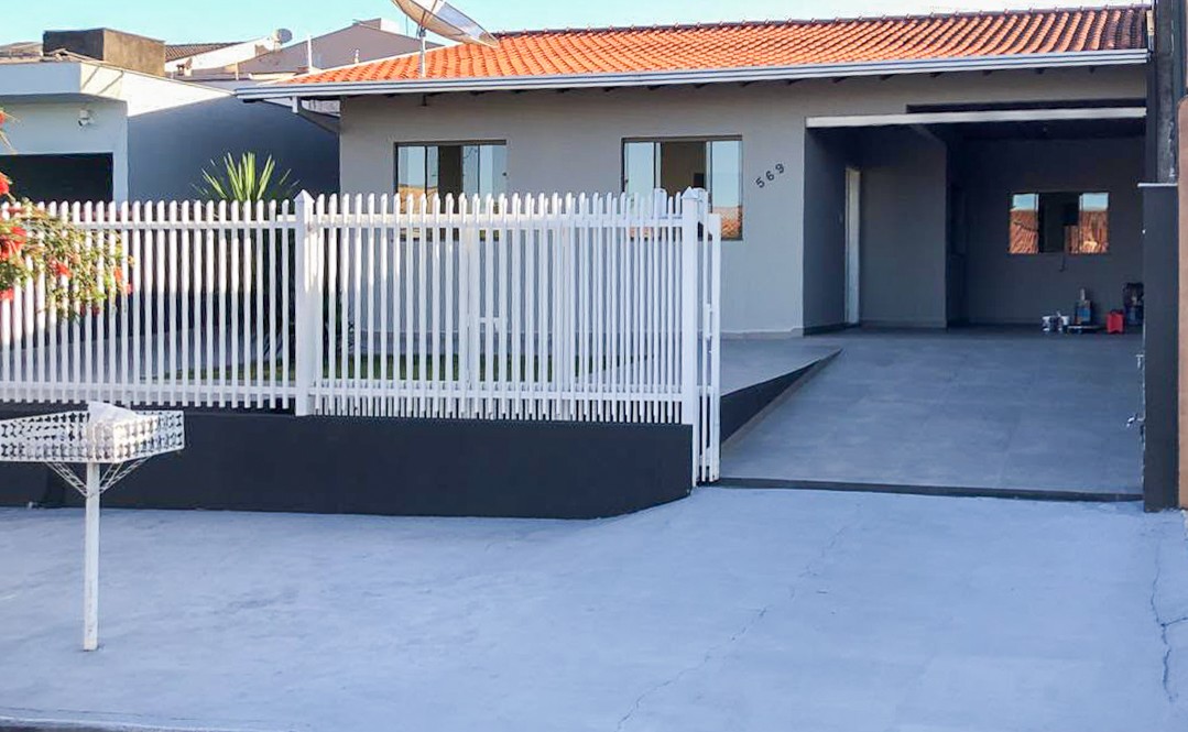 Casa Residencial para venda no bairro Bandeirantes de Londrina - Foto 16