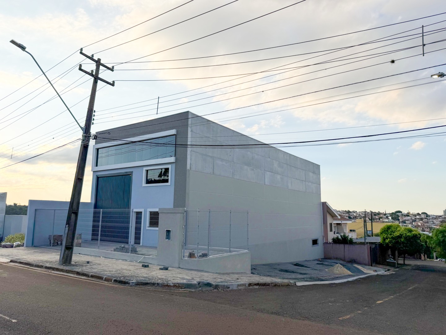 Barracão/Galpão para alugar em Londrina — Portal Chave Fácil