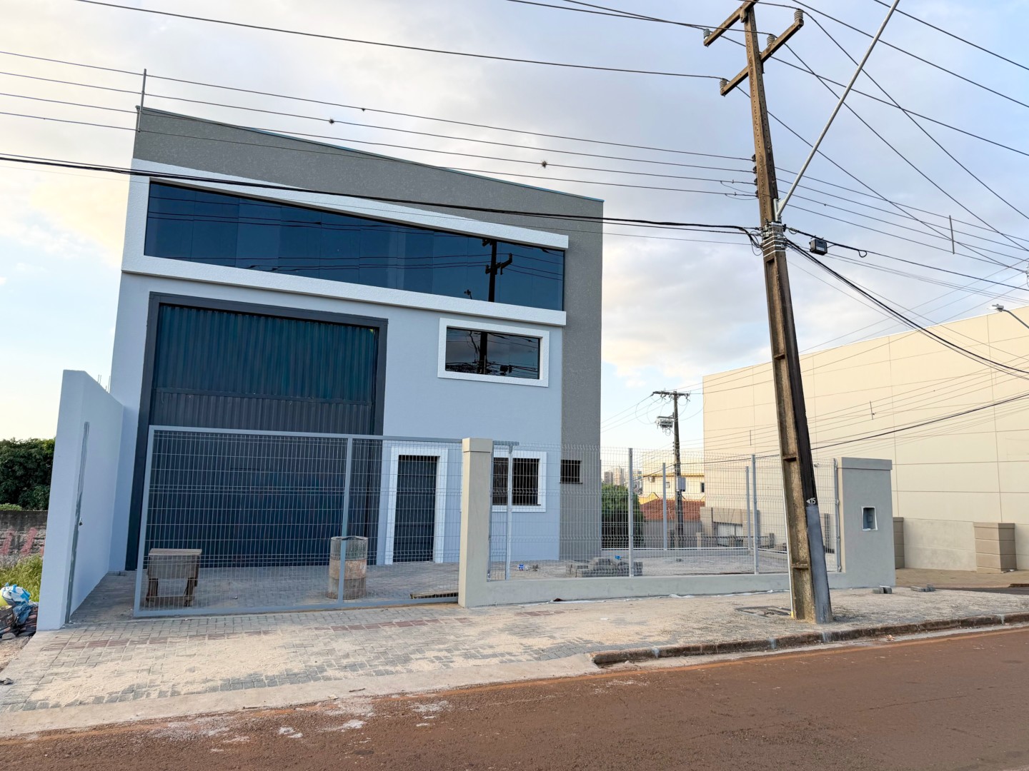 Barracão/Galpão para alugar em Londrina — Portal Chave Fácil