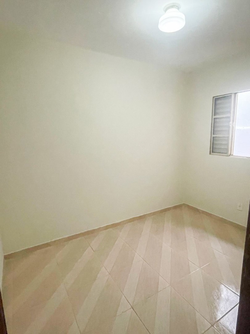 Casa Residencial para venda no bairro Professora Hilda Mandarino de Londrina - Foto 6