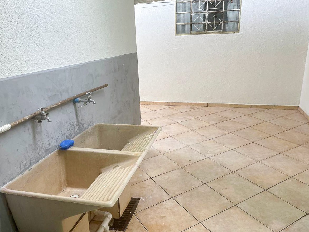 Casa Residencial para venda no bairro Professora Hilda Mandarino de Londrina - Foto 14