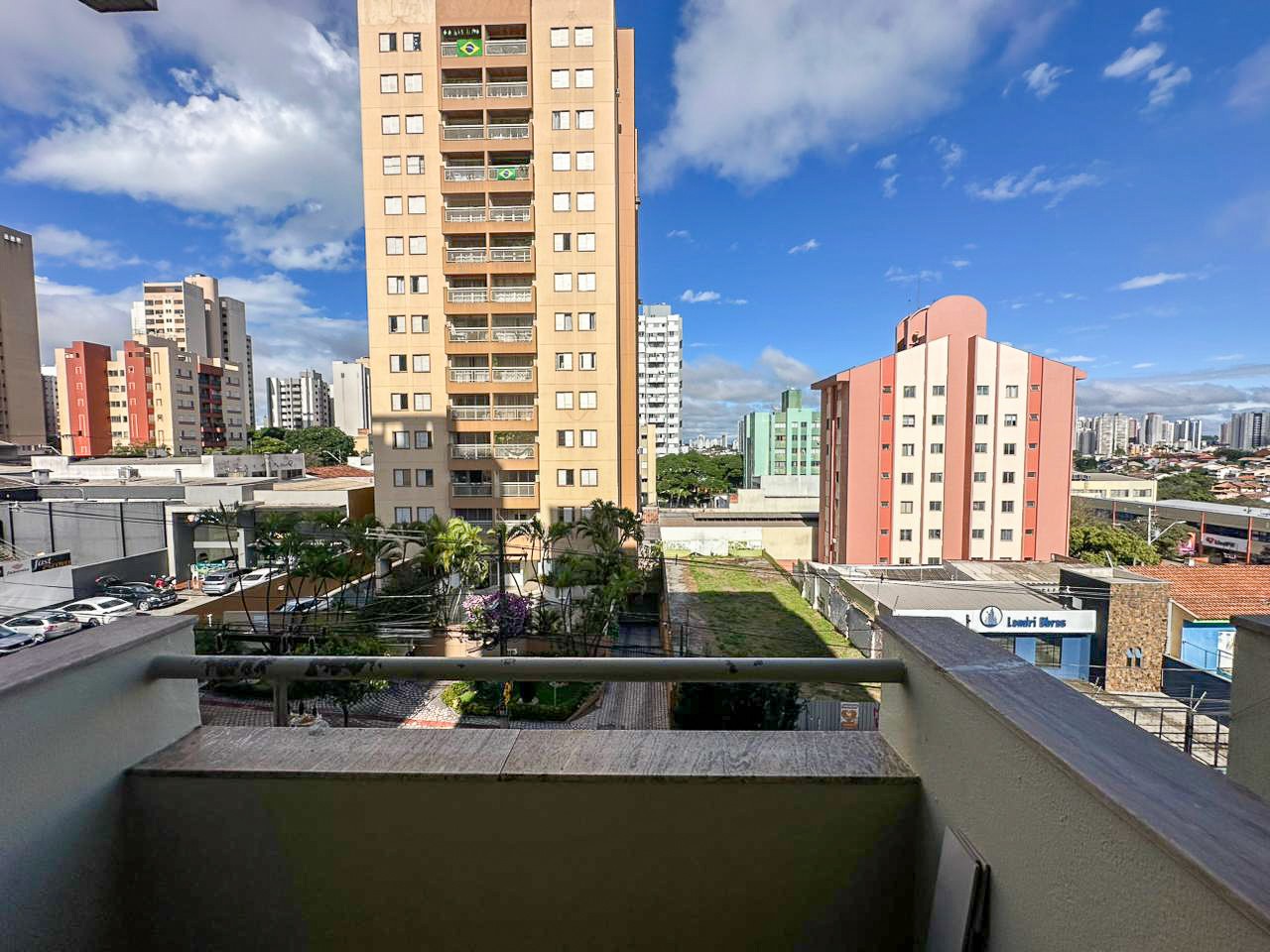 Apartamento à venda em Centro, Londrina — Portal Chave Fácil
