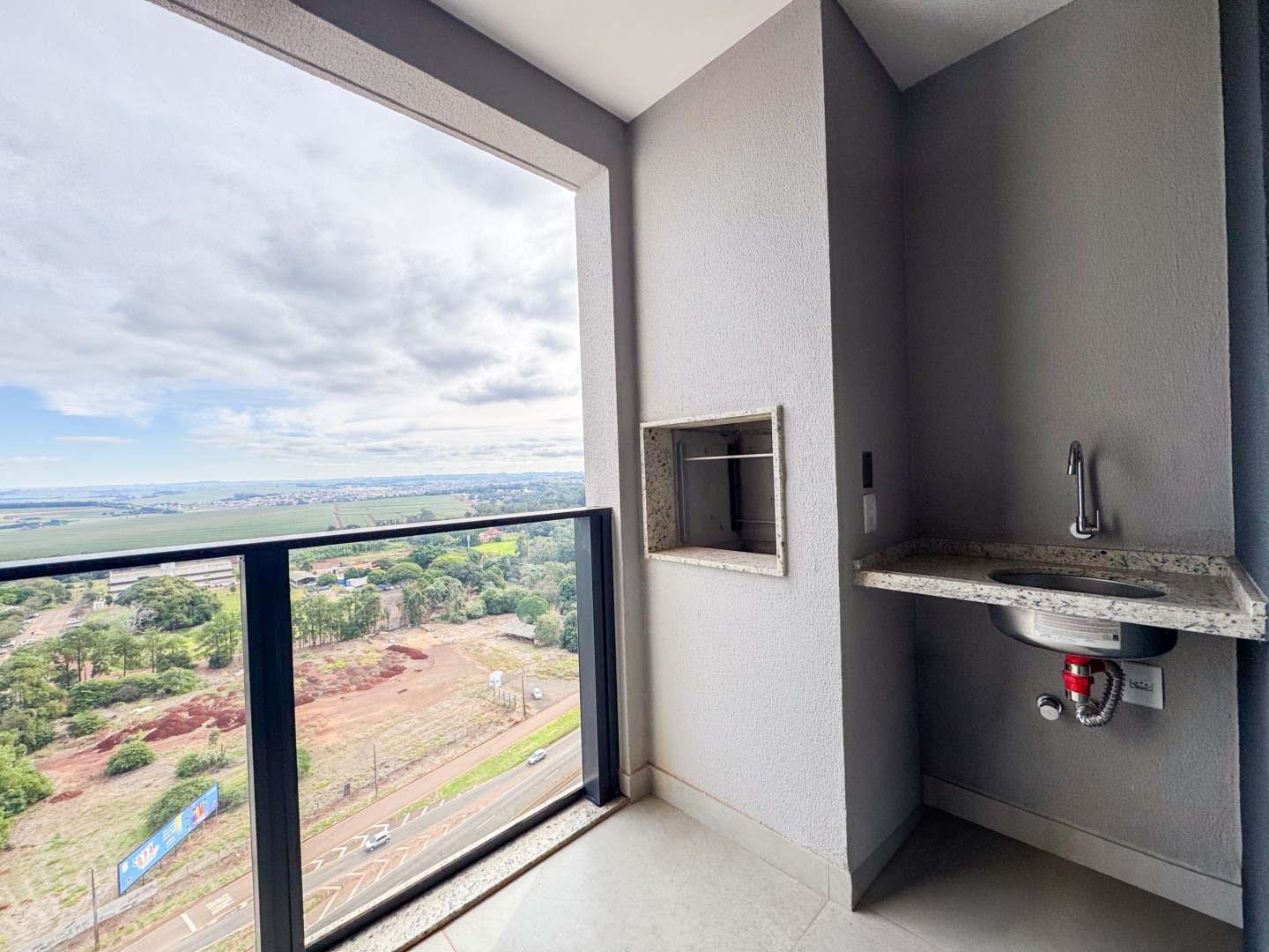 Apartamento para locação no bairro Gleba Fazenda Palhano de Londrina - Foto 12