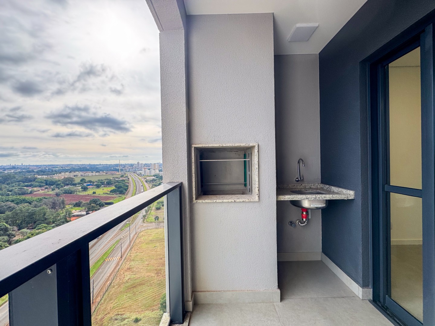 Apartamento para locação no bairro Gleba Fazenda Palhano de Londrina - Foto 14