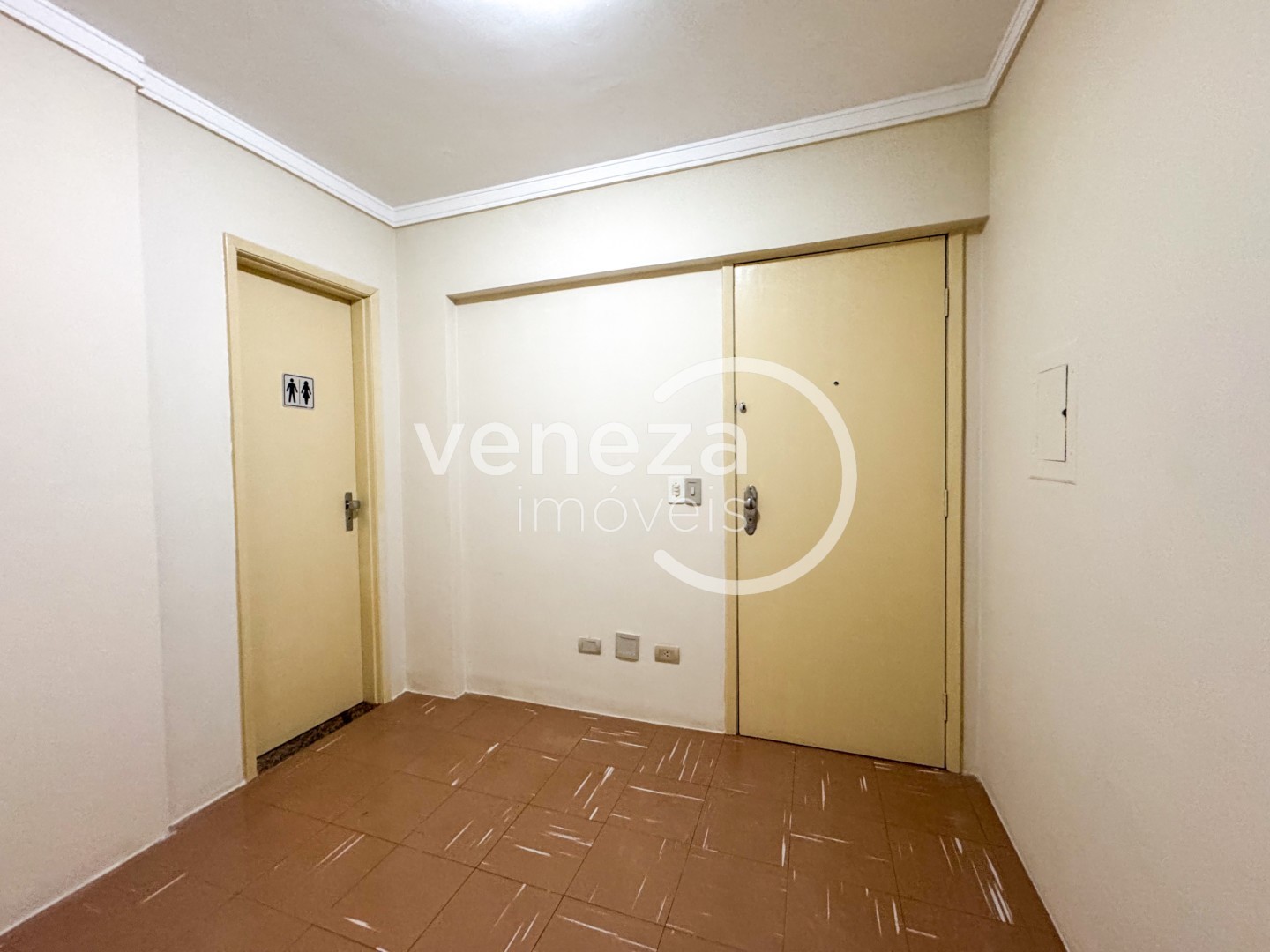 Sala para locação no bairro Centro de Londrina - Foto 9