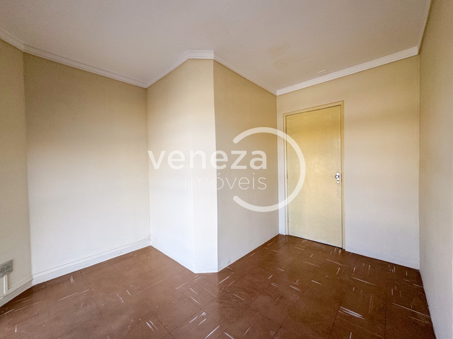 Sala para locação no bairro Centro de Londrina - Foto 7