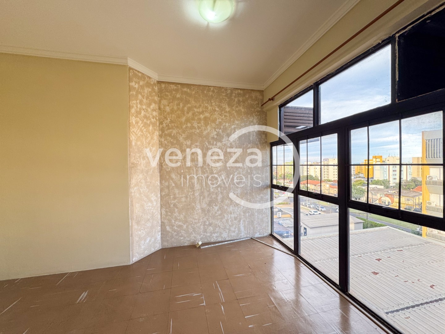 Sala/Conjunto Comercial para alugar em Centro, Londrina — Portal Chave Fácil