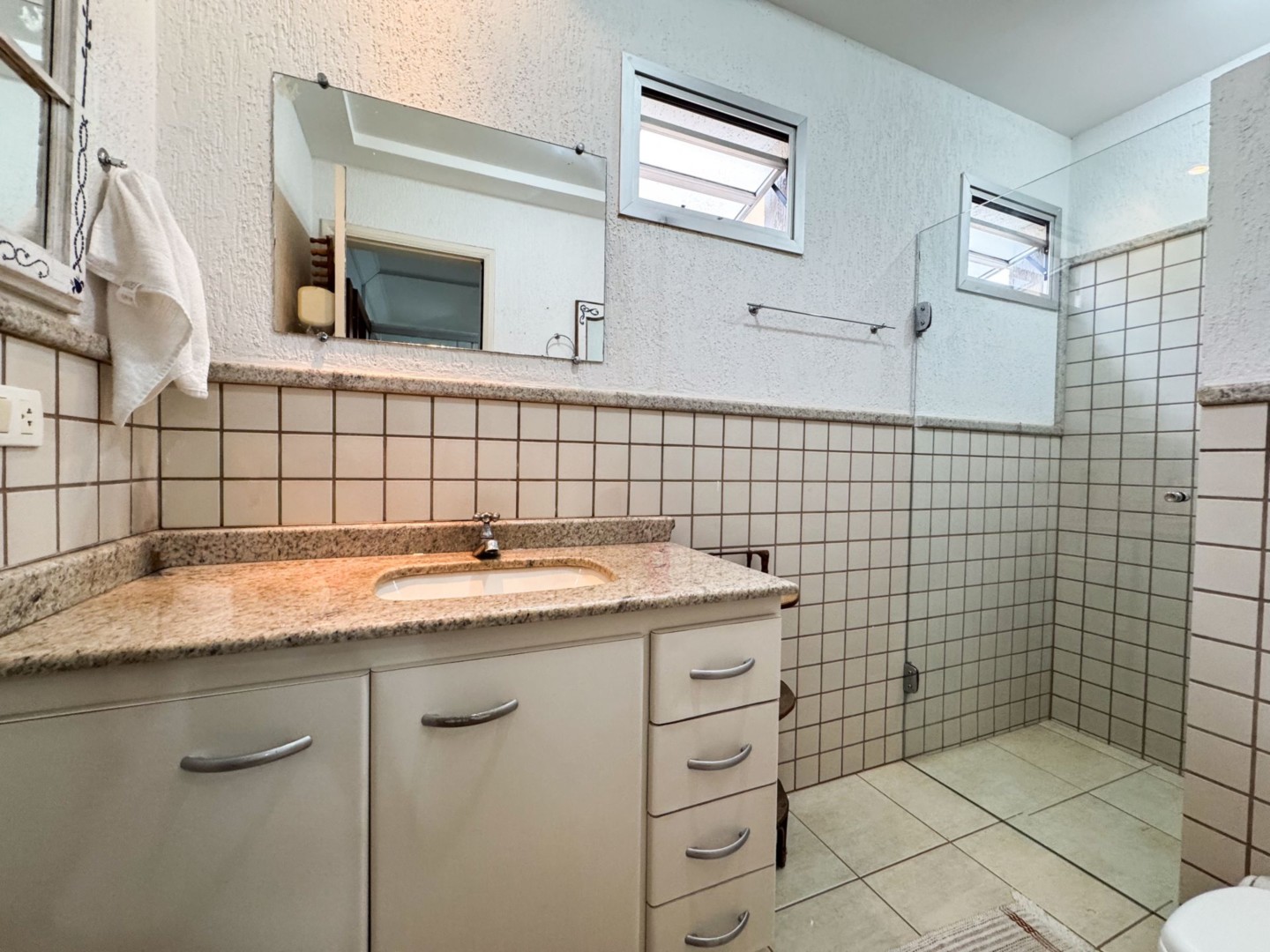 Prédio Comercial para locação no bairro Guanabara de Londrina - Foto 37