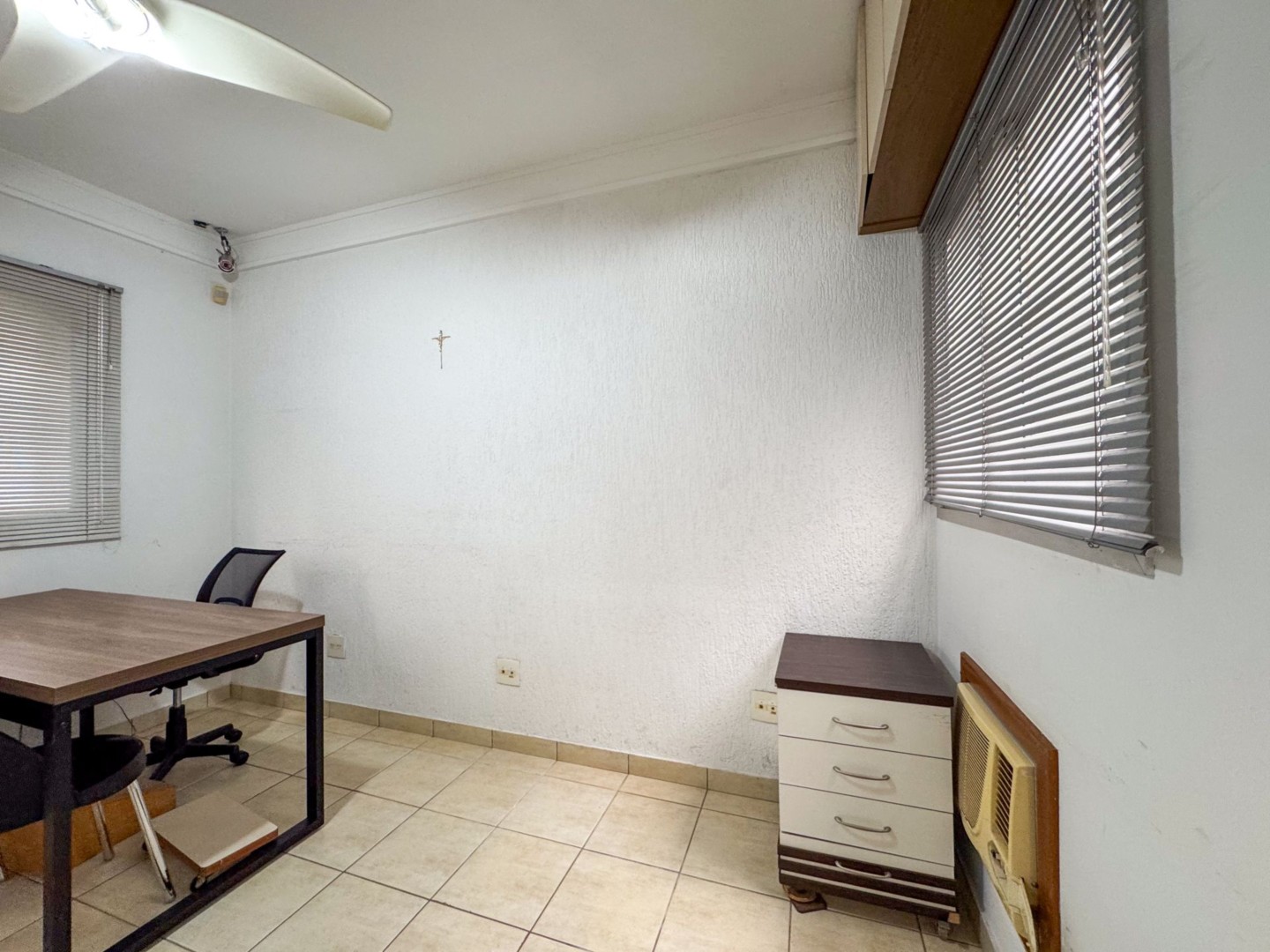 Prédio Comercial para locação no bairro Guanabara de Londrina - Foto 29