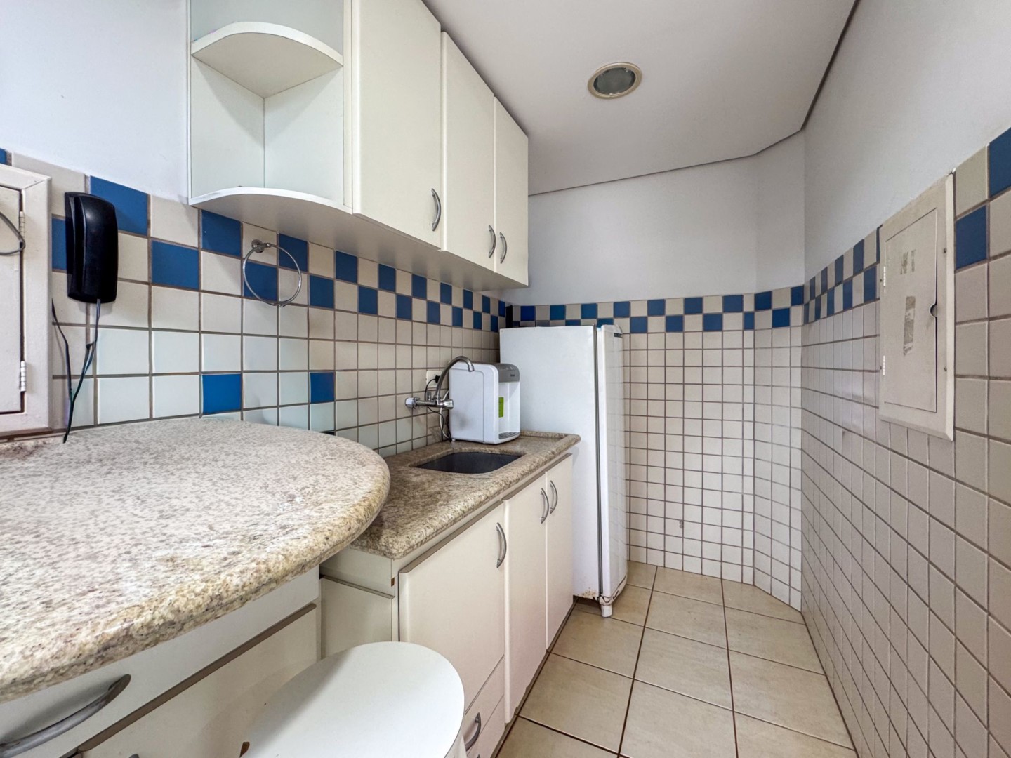 Prédio Comercial para locação no bairro Guanabara de Londrina - Foto 12
