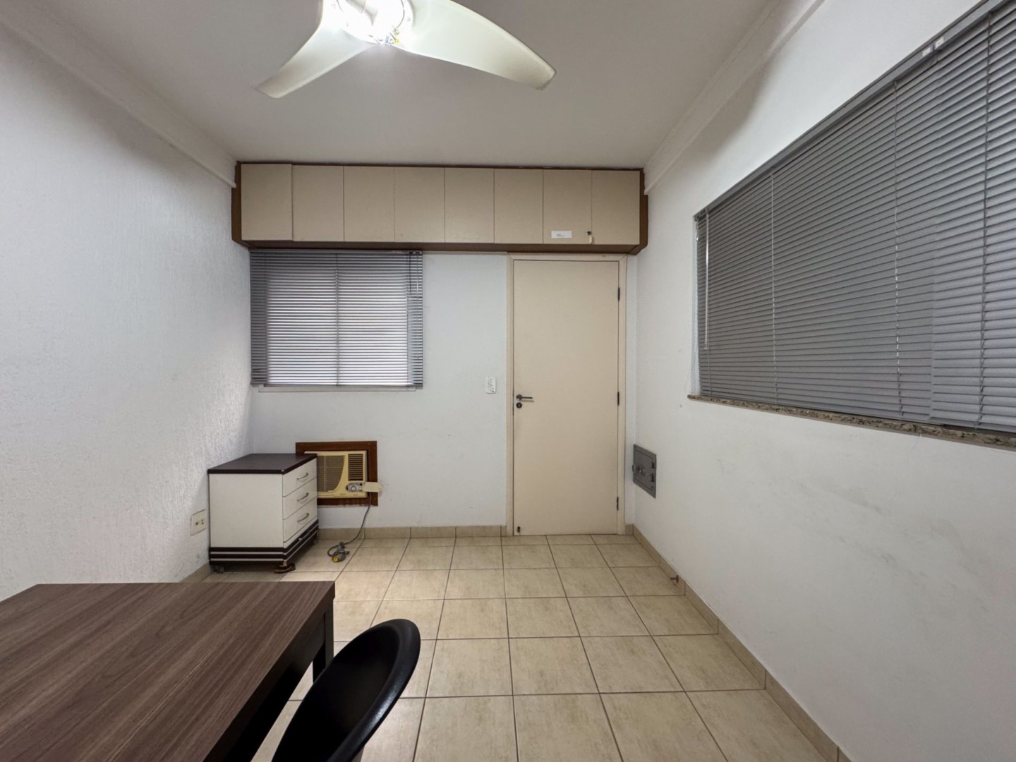 Prédio Comercial para locação no bairro Guanabara de Londrina - Foto 28