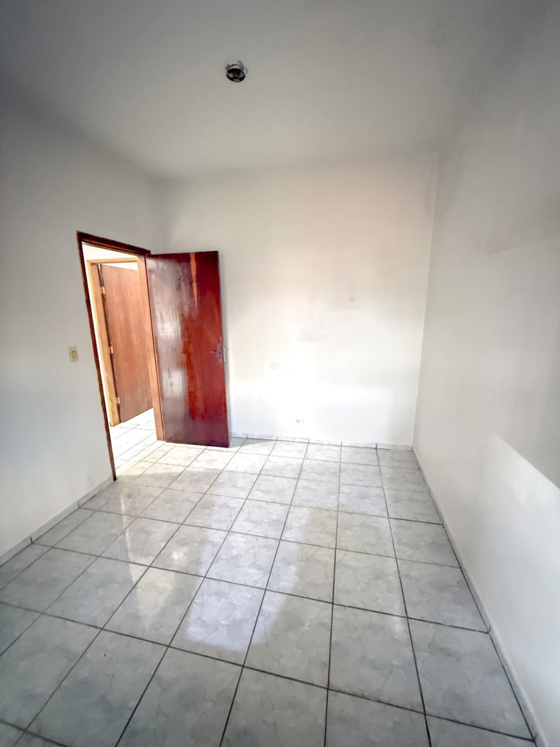 Prédio Comercial para locação no bairro Santa Monica de Londrina - Foto 10