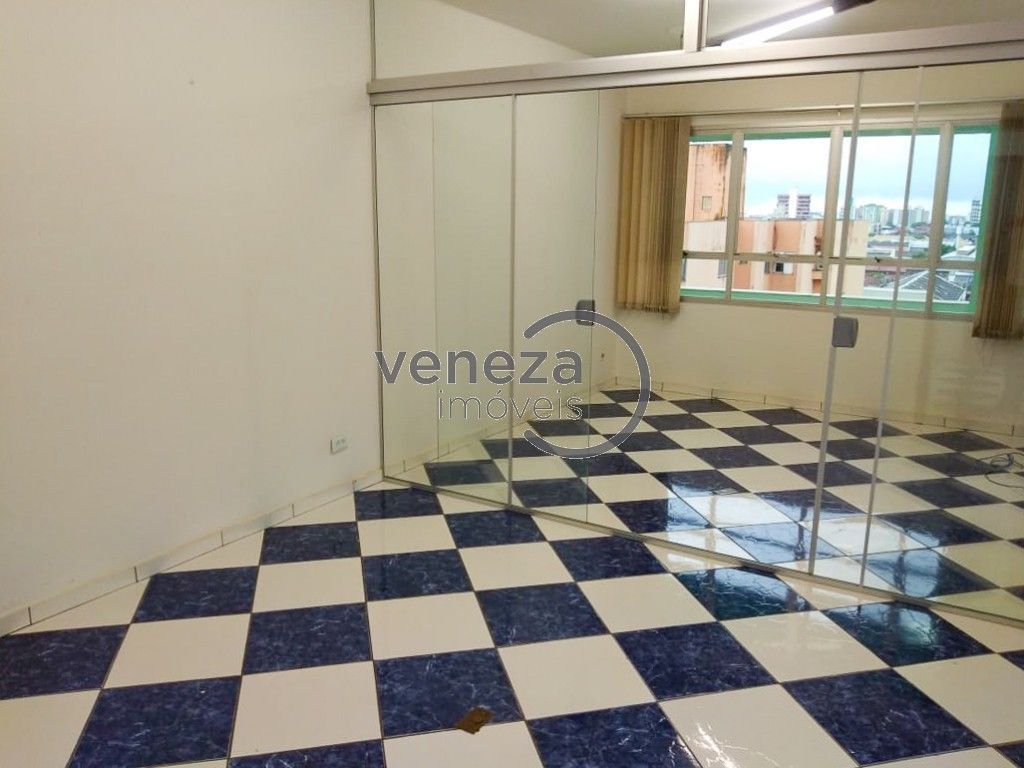 Sala para venda no Centro em Londrina com 83,67m² por R$ 220.000  - Foto 2