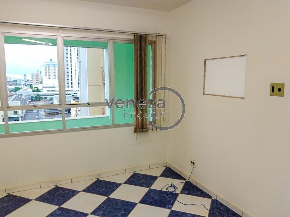 Sala para venda no Centro em Londrina com 83,67m² por R$ 220.000  - Foto 3