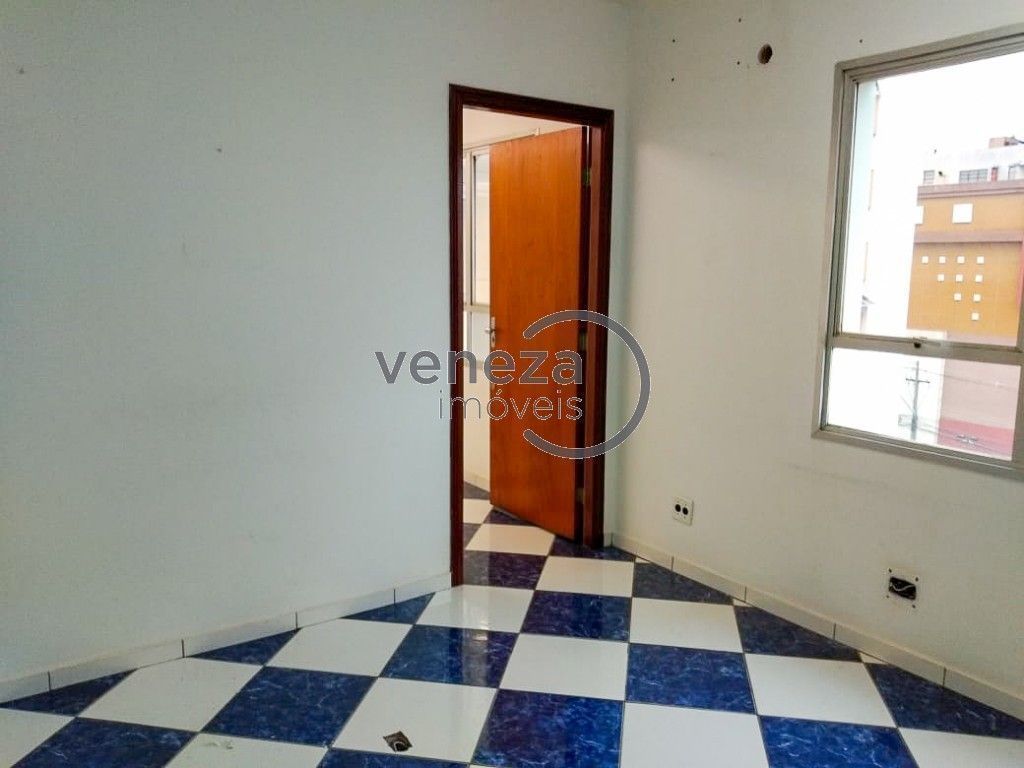 Sala para venda no bairro Centro de Londrina - Foto 4