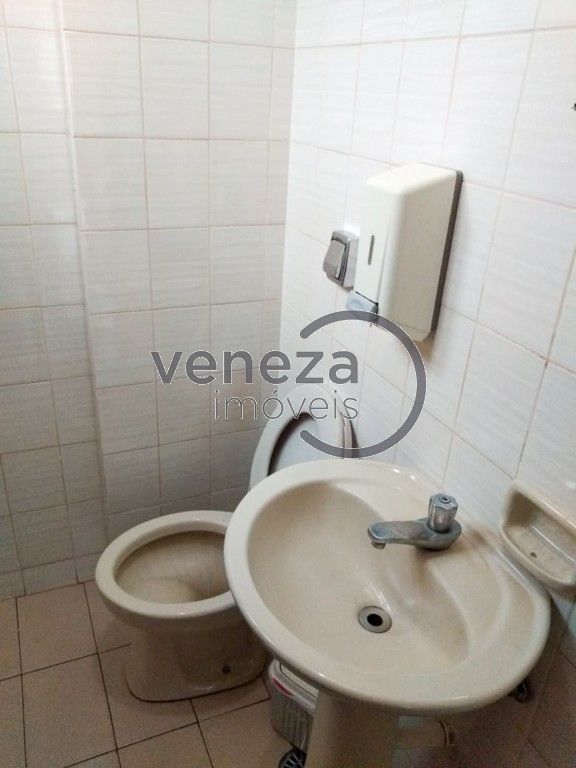 Sala para venda no bairro Centro de Londrina - Foto 5