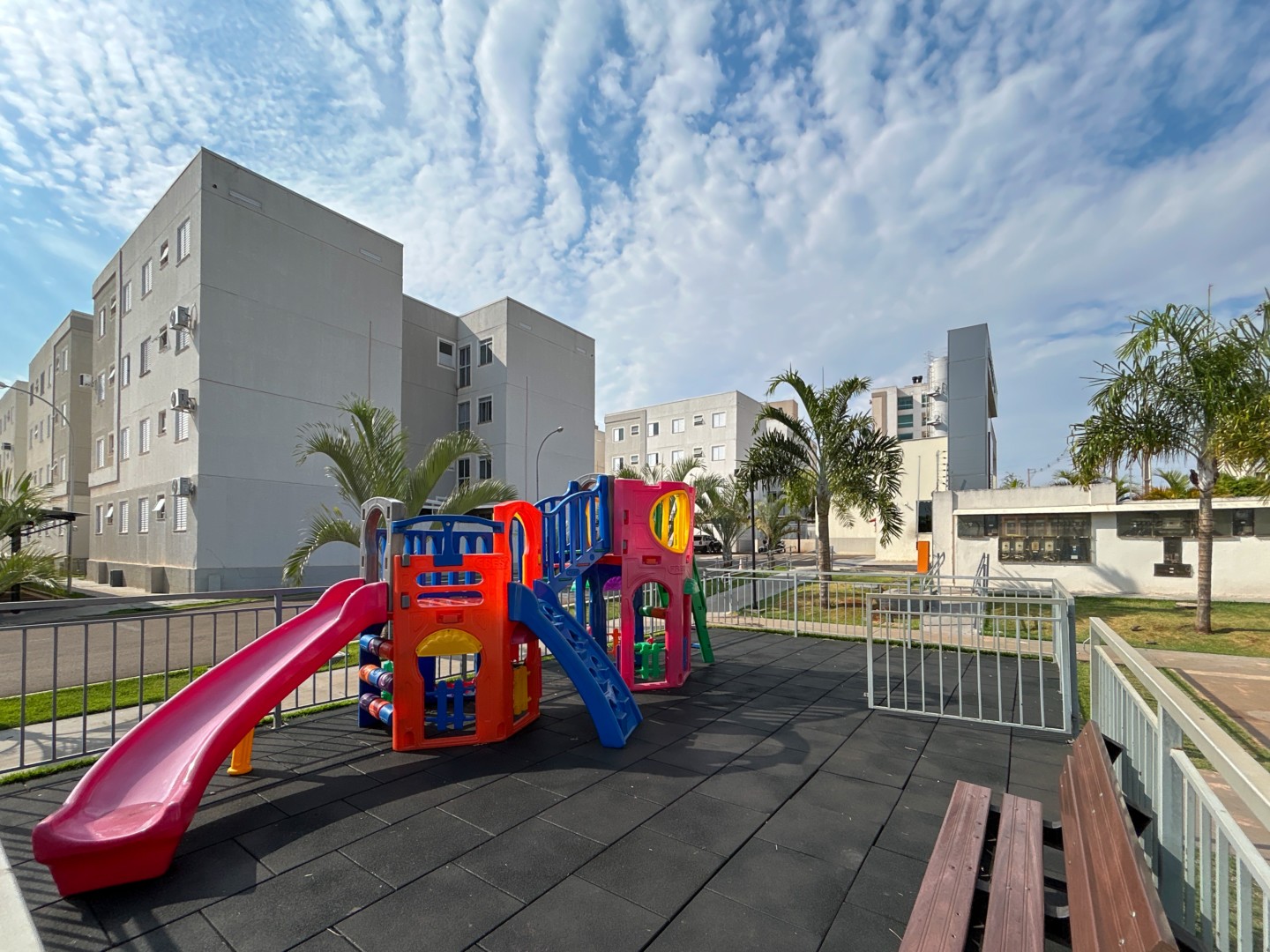 Apartamento para venda no bairro Cidade Industrial 2 de Londrina - Foto 21
