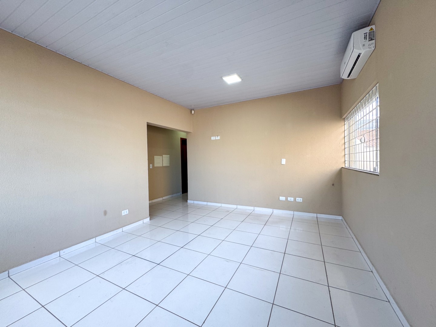 Casa Comercial para locacao no Jardim Londrilar em Londrina com 390m² por R$ 9.000 - Foto 3