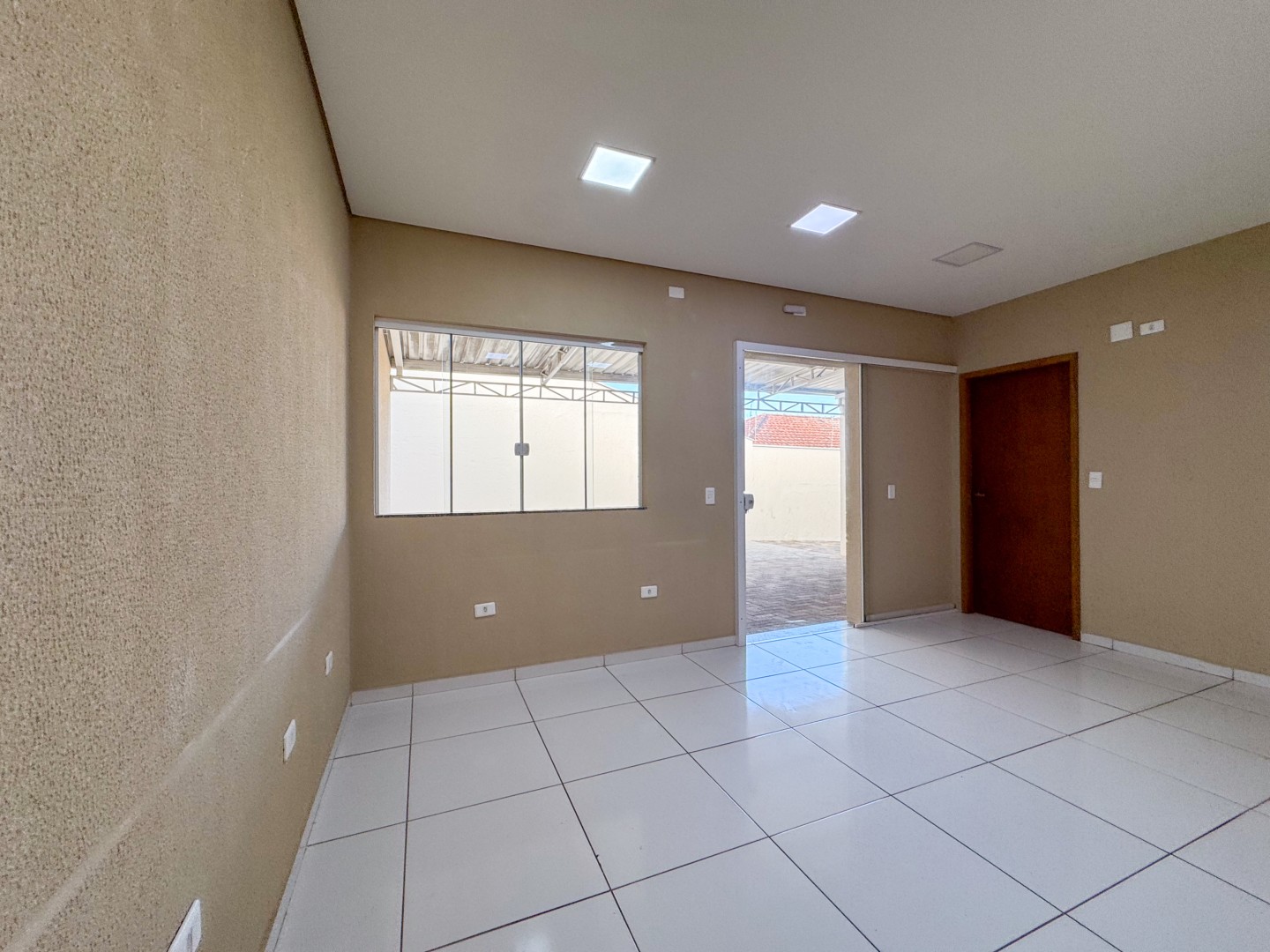 Casa Comercial para locação no bairro Jardim Londrilar de Londrina - Foto 40